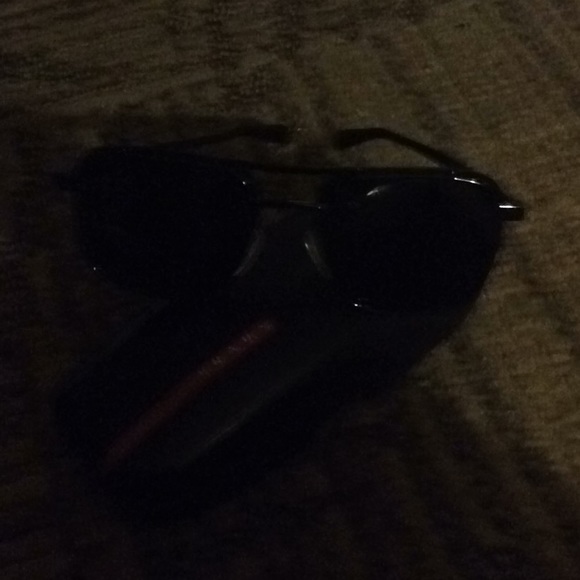 PRADA UNISEX AVIATORS ALL BLACK - Picture 3 of 3